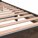 vidaXL Cadre de lit chêne marron 140x190 cm bois d'ingénierie et métal