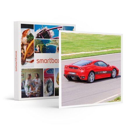 SMARTBOX - Coffret Cadeau 3 tours de circuit au volant d'une Ferrari  Lamborghini Huracan ou Porsche -  Sport & Aventure