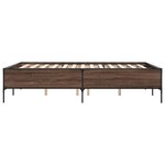 vidaXL Cadre de lit chêne marron 140x190 cm bois d'ingénierie et métal