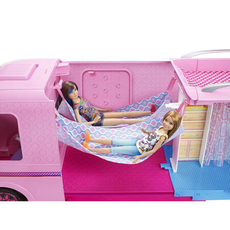 Barbie roulotte 2025