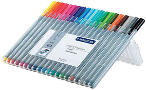étui de 20 Fineliner triplus, couleurs assorties STAEDTLER