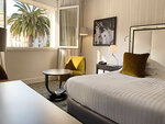 SMARTBOX - Coffret Cadeau Séjour de 2 jours en hôtel 4* au centre de Cannes avec champagne -  Séjour