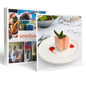 SMARTBOX - Coffret Cadeau Découverte de Paris lors d’un dîner croisière Prestige sur la Seine pour 2 adultes et 1 enfant -  Gastronomie