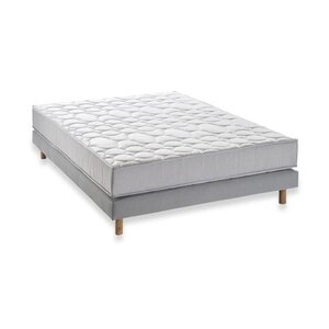 Matelas ferme 19 cm + sommier à ressorts 140 x 190 cm + couette + 2 oreillers