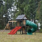 Aire de jeux - Toboggan rouge et toboggan tubulaire - Cody