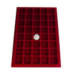 Lot de 2 plateaux en velours pour 80 muselets de champagne.