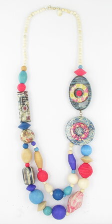 Collier long perles multicolores
