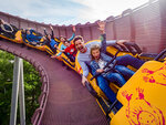 2 jours au parc astérix avec nuit à l’hôtel la cité suspendue 3* pour 2 adultes en moyenne saison - smartbox - coffret cadeau séjour