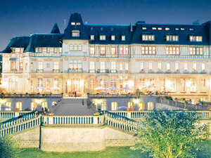 SMARTBOX - Coffret Cadeau Parenthèse d’élégance : nuit et dîner pour deux -  Séjour