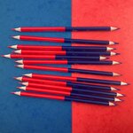 Etui 12 Crayons de couleur TWIN  bleu / rouge  triangulaire KORES