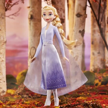 Disney la reine des neiges 2 poup e elsa poussiere d toiles