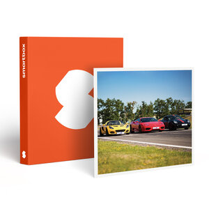 SMARTBOX - Coffret Cadeau Séance de 9 tours de pilotage sur circuit à bord de 3 voitures de sport - Sport & Aventure