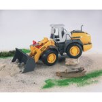 Bruder chargeur routier liebherr l574 1:16