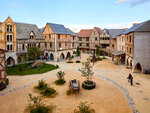 SMARTBOX - Coffret Cadeau Séjour Puy du Fou® : Billets d’entrée pour 2 adultes et 3 enfants (2 jours) et nuit à l’Hotel La Citadelle -  Séjour