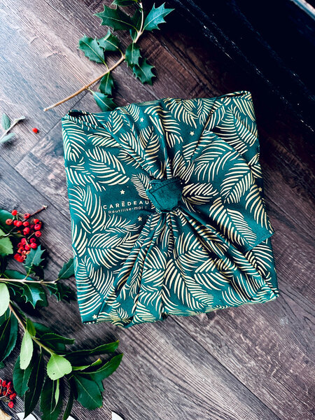 Papier Cadeau Réutilisable Emballage Furoshiki Coton Recyclé : Sous les Étoiles en Vert Sapin (Taille M) 55x55 cm collection monochrome