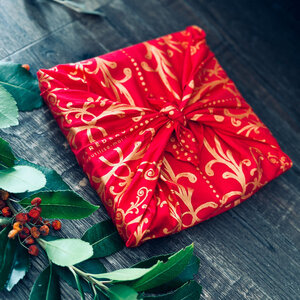 Papier Cadeau Réutilisable Emballage Furoshiki Coton Recyclé : Chandeliere  (Taille S) 35x35 cm Rouge Coquelicot