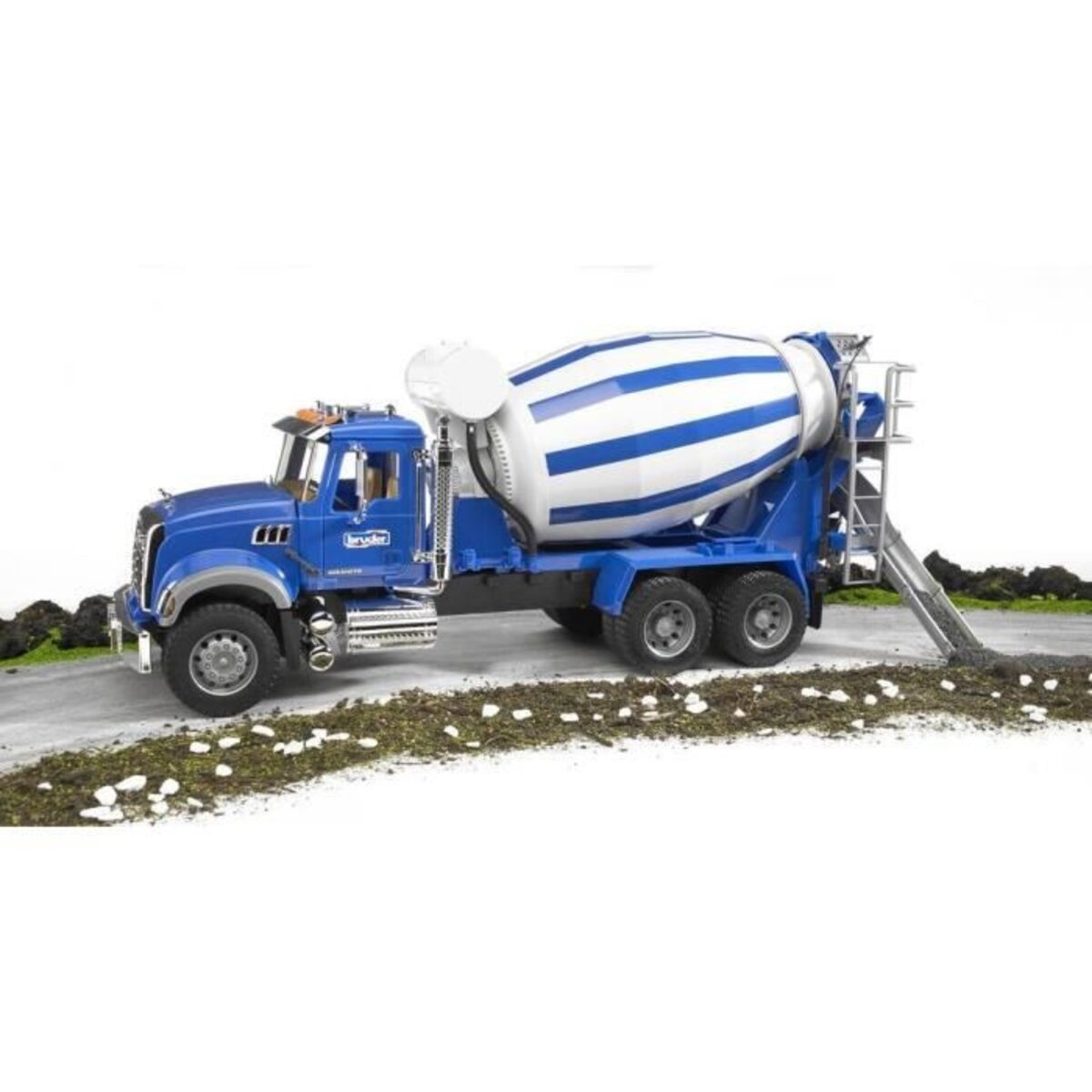 Bruder - 2814 - grand camion toupie a beton mack bleu - 65 cm  BRU4001702028145 - Conforama