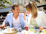 SMARTBOX - Coffret Cadeau Coffret cadeau pour Maman et Papa : un dîner et une parenthèse détente pour 2 personnes -  Multi-thèmes