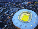 Visite des coulisses du stade de france en famille pour 2 adultes et 2 enfants - smartbox - coffret cadeau sport & aventure