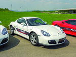 Pilotage 8 tours de circuit en porsche cayman sur le circuit geoparc - smartbox - coffret cadeau sport & aventure