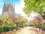 SMARTBOX - Coffret Cadeau Séjour à Barcelone : 1 ou 2 nuits dans un hôtel de votre choix -  Séjour