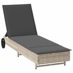 vidaXL Chaise longue avec roues et coussins gris clair résine tressée