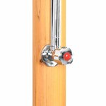 Douche de jardin en bois