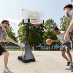 Panier de basket sur pied mobile "cleveland" hauteur réglable de 2 30m à 3 05m (7 5' a 10')