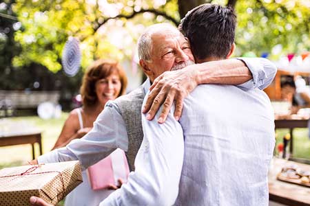 Quelle est la date de la fête des grands-mères en 2023 ? - Le Parisien