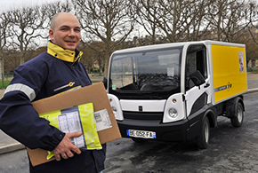 cms-img-03_courrier-facteur.jpg