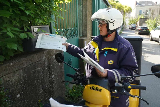 Visuel presse la poste solutions business