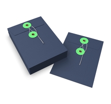 Lot de 20 enveloppes bleue marine + vert à rondelle et ficelle 162x114