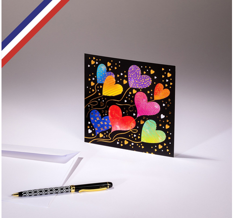 Carte simple All you need is love créée et imprimée en France sur papier certifié PEFC - Cœurs ballons