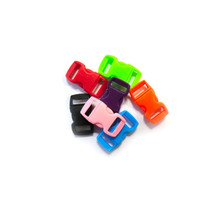 Fermoirs clips plastique (idéal Créacord) 3x1,5cm Assorti. x10