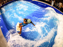 Surf sur vague artificielle en vendée - smartbox - coffret cadeau sport & aventure