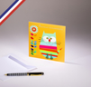 Carte simple le petit monde de kali créée et imprimée en france sur papier certifié pefc - heureux anniversaire - chat et fleur