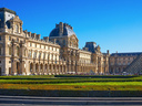 SMARTBOX - Coffret Cadeau - Découverte de Paris : 1h de croisière sur la Seine et visite guidée du Louvre pour 2 -