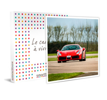 SMARTBOX - Coffret Cadeau - Frissons sur le circuit de La Ferté-Gaucher : 2 tours à bord d'une Ferrari 488 GTB -