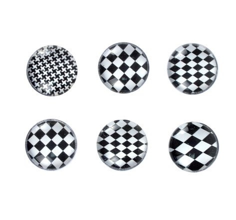 Magnets mini damier noir et blanc 1 8 cm x6 pièces