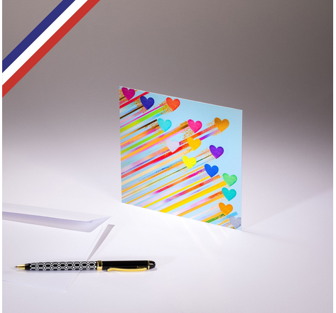 Carte simple All you need is love créée et imprimée en France sur papier certifié PEFC - Cœurs multicolores